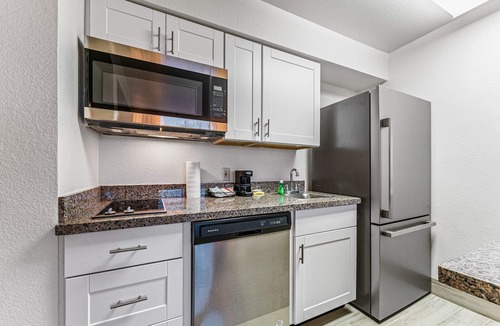 Chandler Apartment | Chandler 2 bd 1 ba immaculate grounds, perfect location with heated pool, downst