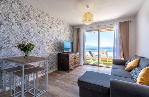 Ajaccio Apartment | Chapelle des Grecs - 1km de la plage