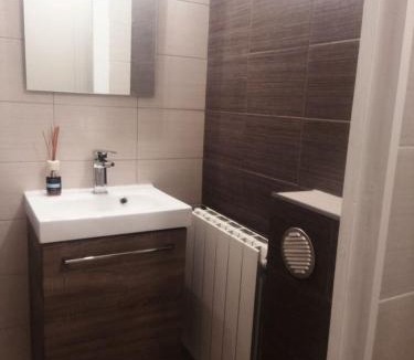 Bastia Apartment | Charmant studio climatisé à 300m du port. Refait à neuf.