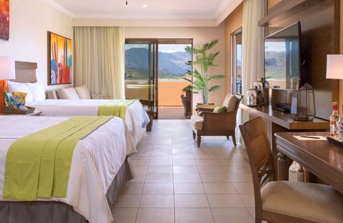 Loreto Hotel | Charming 2-bedroom hotel suites with WiFi, AC in La Danzante