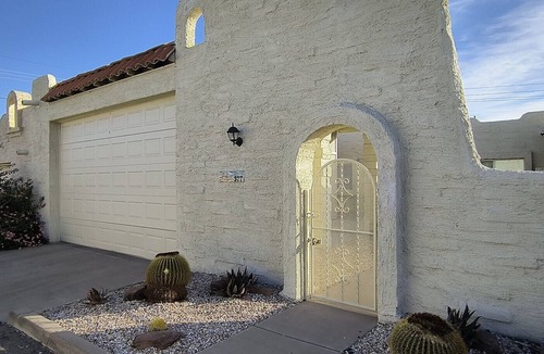 La Joya Verde House | Charming 2-bedroom single story town home in peaceful Green Valley