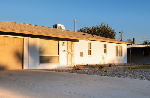 Tucson House | Charming 3-bedroom, 2.5 bath house in awesome Tucson with WiFi, AC