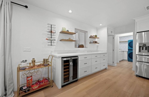 North Mountain House | Charming 3-bedroom house with AC, WiFi in Sunnyslope!