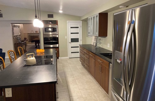 Casas Adobes Estates House | Charming 4-bedroom house with AC, WiFi, and play areas in pleasant Tucson