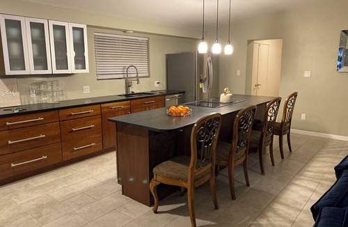 Casas Adobes Estates House | Charming 4-bedroom house with AC, WiFi, and play areas in pleasant Tucson
