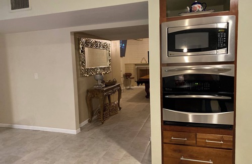 Casas Adobes Estates House | Charming 4-bedroom house with AC, WiFi, and play areas in pleasant Tucson
