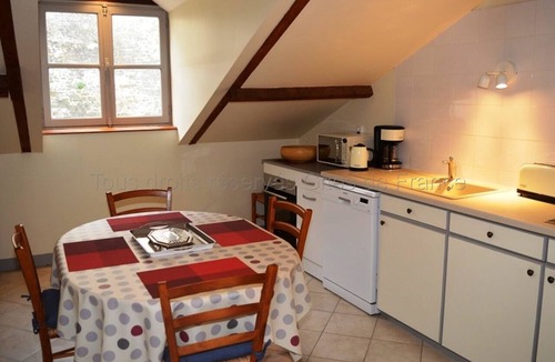 Amboise Apartment | Charming accommodation in the heart of Amboise with Wi-Fi