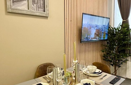 Croulebarbe Apartment | Charming Apartment in Paris Center Metro 6 Glacière & M7 Les Gobelins
