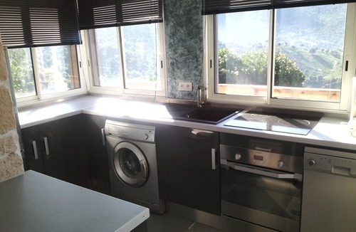 Alata Cabin | Charming F1, air-conditioned, independant, located 8 km from ajaccio