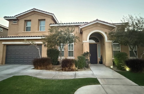 Indio House | Charming N. Indio 5-bedroom Beauty
