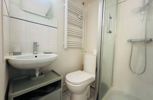 Haie Vigne Apartment | Charming studio for two in the heart of Caen