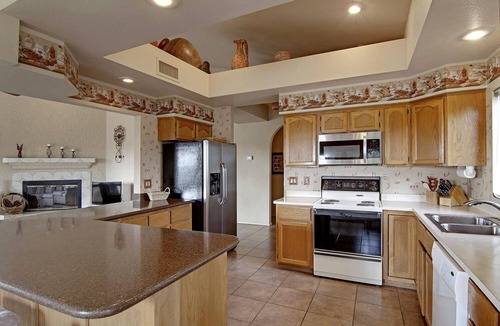 Rio Verde House | Charming, tranquil 3-bedroom house in Rio Verde with a community pool and gym