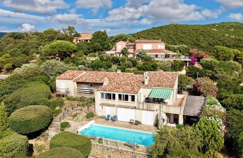 Pietrosella Villa | Charming Villa & Piscine above the Ruppione Beach: outstanding sea/sunset view