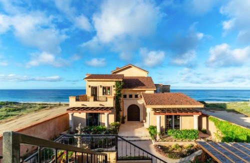 Cerritos House | Chateau Cerritos - Luxury Oceanfront Home