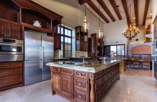 Cerritos House | Chateau Cerritos - Luxury Oceanfront Home