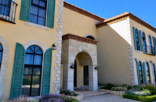 Valle de Guadalupe Condo | Chateau Del Valle | Modern Vineyard Terrace & Retreat