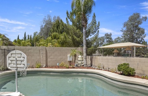 Surprise Farms House | Cheerful 5-Bedroom home With Pool