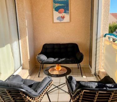 Prunete Apartment | Chez Aline - Appartement en bord de mer