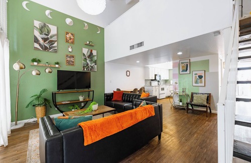 Arts District Apartment | Chic & Relaxing 1-Bedroom in the Heart of Old Town Scottsdale
