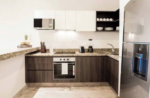 Zama Condo | Chic Rooftop PH 1mi from the beach & private pool