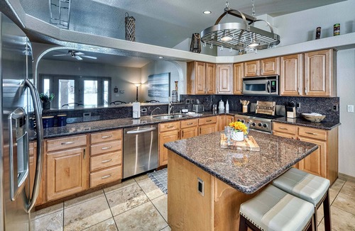 Lake Havasu City Cottage | Chillin at Chip