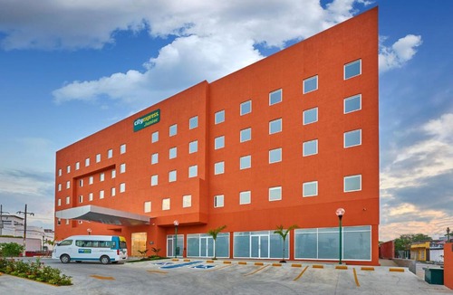 San Juan Bautista Tuxtepec Hotel | City Express Junior by Marriott Tuxtepec