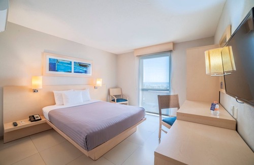 Ciudad del Carmen Hotel | City Express by Marriott Ciudad del Carmen