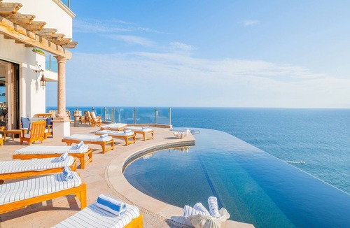 Pedregal Villa | Cliffside Oceanfront Villa w/Cook, Pool, Hot tub, Spa, Sauna & Panoramic Views