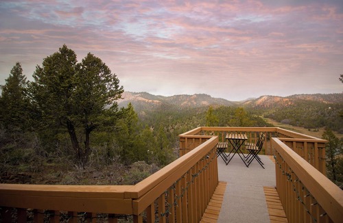 Glendale Cabin | Clifftop Mountain View Yurt. Hot Tub. Between Zion/Bryce #2