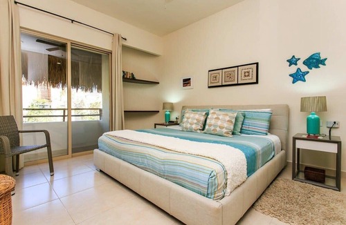 Zama Apartment | Coastal Luxe Penthouse: Rooftop Jacuzzi & Grill