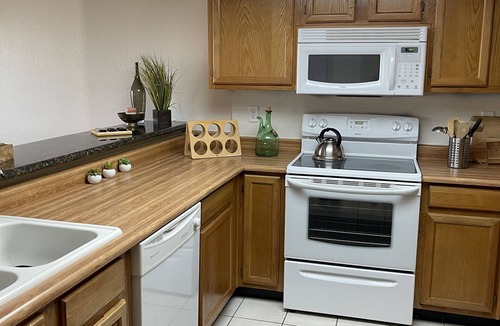 Bullhead City Condo | Colorado River Retreat