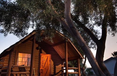 Ehrenberg Cabin | Colorado River Rustic Cabin Rental Sleeps 4