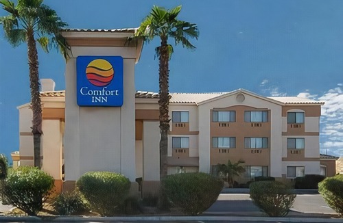 Estrella Hotel | Comfort Inn West Phoenix at 27th Ave and I-I0