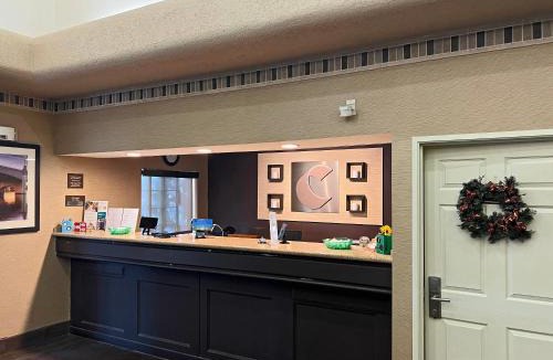 Peoria Hotel | Comfort Suites Peoria Sports Complex