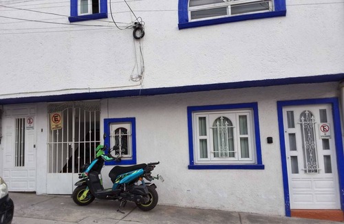 Naucalpan Apartment | Comfortable and centrally located apartment with private office.