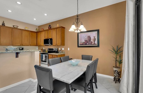 Tucson House | Comfortable 4BR, 4BA Townhouse w/Pool & Spa