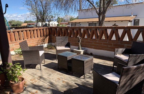 La Canada Desert Homesites House | Comfortable and Quiet 2 Bedroom Villa Available with Patio and Laundry