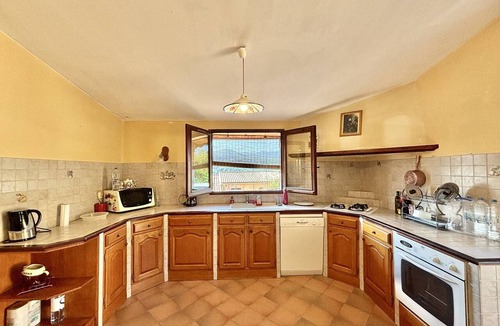 Molini House | Comfortable house, 750m from beach - 6 guests