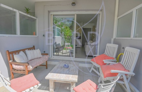 Petit Juas Apartment | Comfortable studio, terrace and private garden