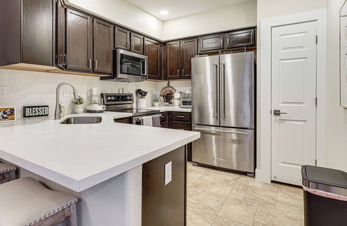 North Mountain Condo | Community Perks! Modern PHX Condo: Extended Stay!
