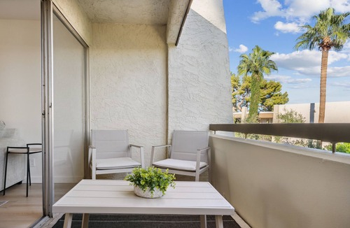 Entertainment District Condo | Condo in Scottsdale