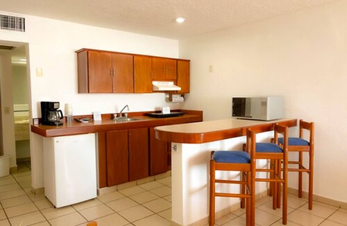Zona Dorada Resort | Costa De Oro Beach Hotel
