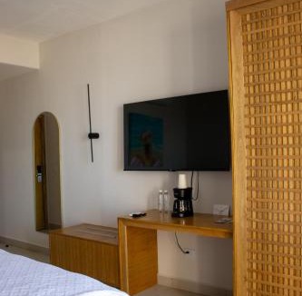 Benito Juarez Hotel | Costa Elegante Hotel & Suites
