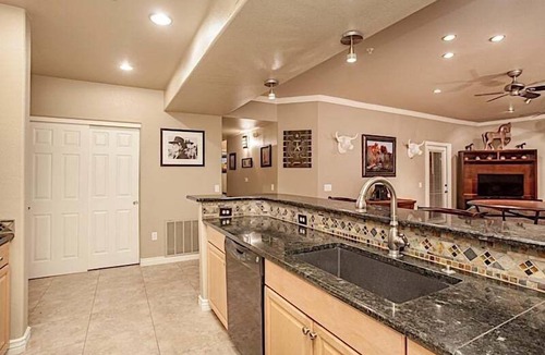 North Scottsdale House | Cowboy House Luxurious 3 bedroom Condo/CommunityPool/Grayhawk/Scottsdale
