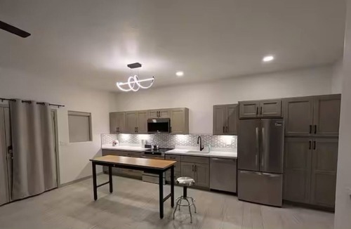 Tucson House | Cozy 1-bedroom bungalow in peaceful Tucson with stunning views