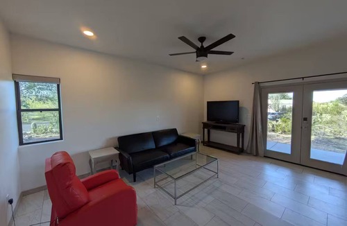 Tucson House | Cozy 1-bedroom bungalow in peaceful Tucson with stunning views