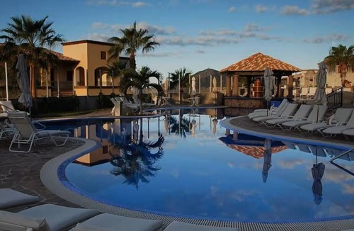 Paraiso Escondido Apartment | Cozy 1-bedroom resort with AC, WiFi in enchanting Cabo San Lucas