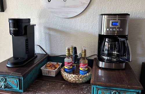 Tucson Condo | Cozy 2-bedroom condo by Sabino Canyon in Tucson w pool, pickleball and gym.