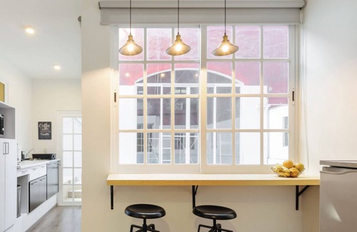 Zona Rosa Apartment | Cozy Apt. hidden inside an antique plaza @Juarez