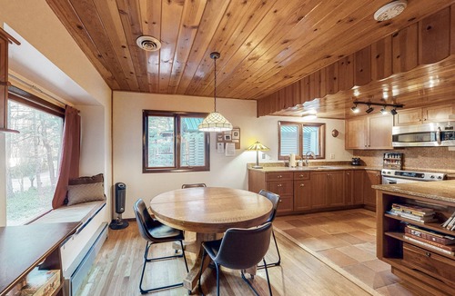 Sedona Cabin | Cozy Cabin in amazing location near the creek w/two lofts, wifi, & W/D